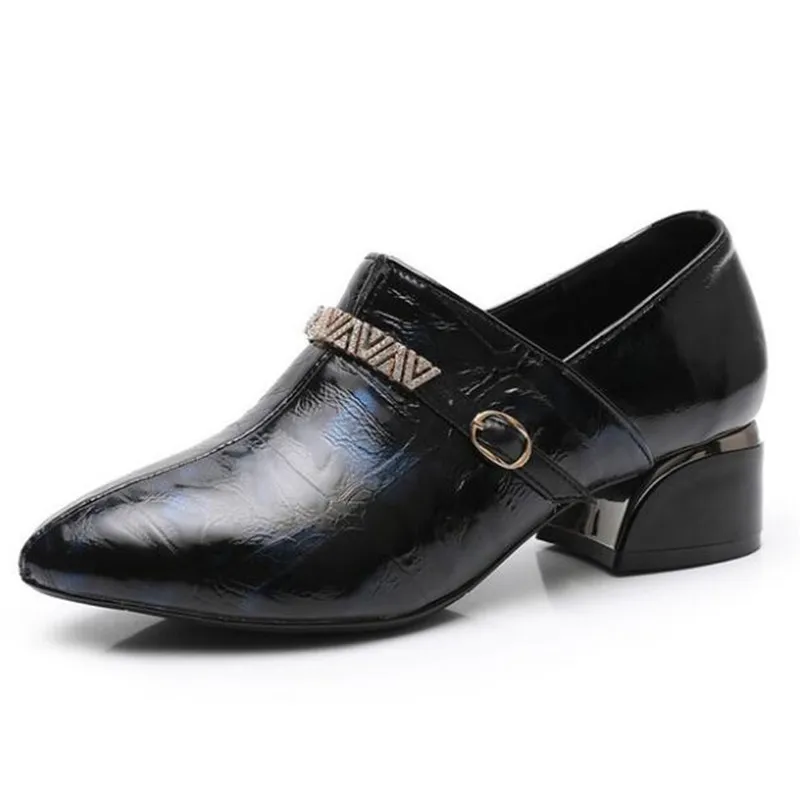 

2022 New Spring Pointed Rhinestone Shoes Cowhide Patent Leather Shoes Women High Heel Shoes Fashion Elegant Shoes Large Size 43