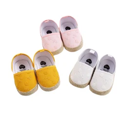 0 18m recém todas as estações infantil bebê meninas meninos sapatos de berço flores impressão deslizamento em sapatos de bebê macio 3 cores