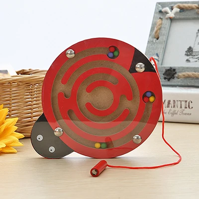 Детские магнитные лабиринты, игрушки с бусинами и направляющей ручкой, детские игрушки-головоломки, Мультяшные животные Монтессори, Развивающие деревянные игрушки для детей - Цвет: ladybug-TJ027C