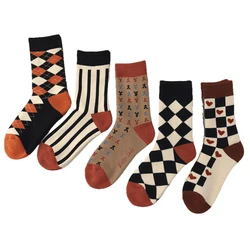 5 Pairs / Lot Terry Socks For Women Winter Warm High Quality Combed Cotton Fashion Retro Style Plaid Thick Long Women's Socks