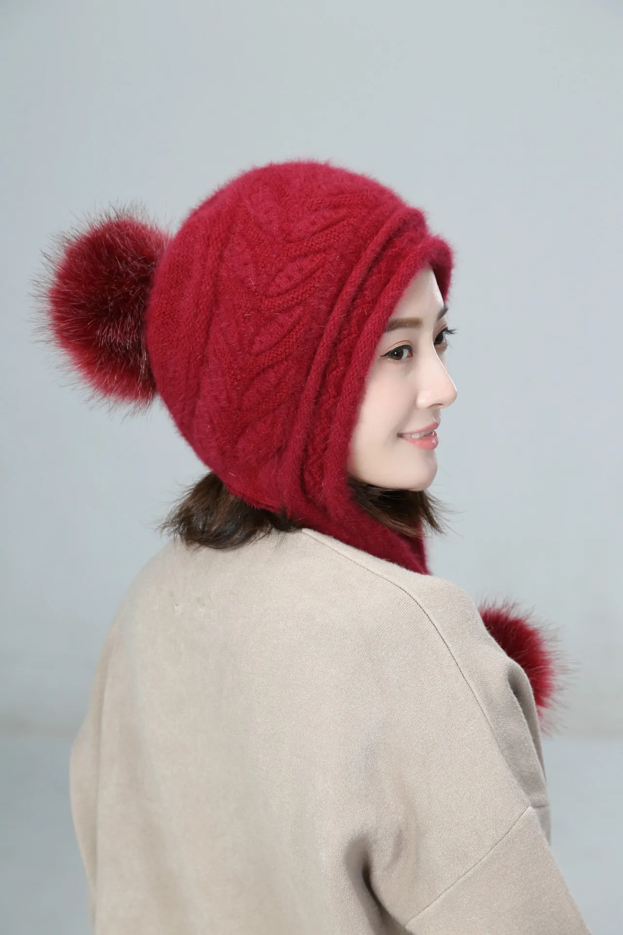 New Hair Ball Wool hats Rabbit Hair hats Woman Super Ball Beret Hood Warm and Thicker