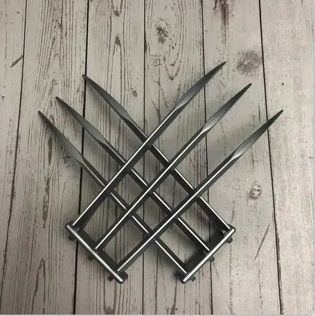 

2pcs/Set 1:1 X-Men Wolverines Logan Claws Cosplay Blade Prop Super Hero Weapons Model Collection 25cm