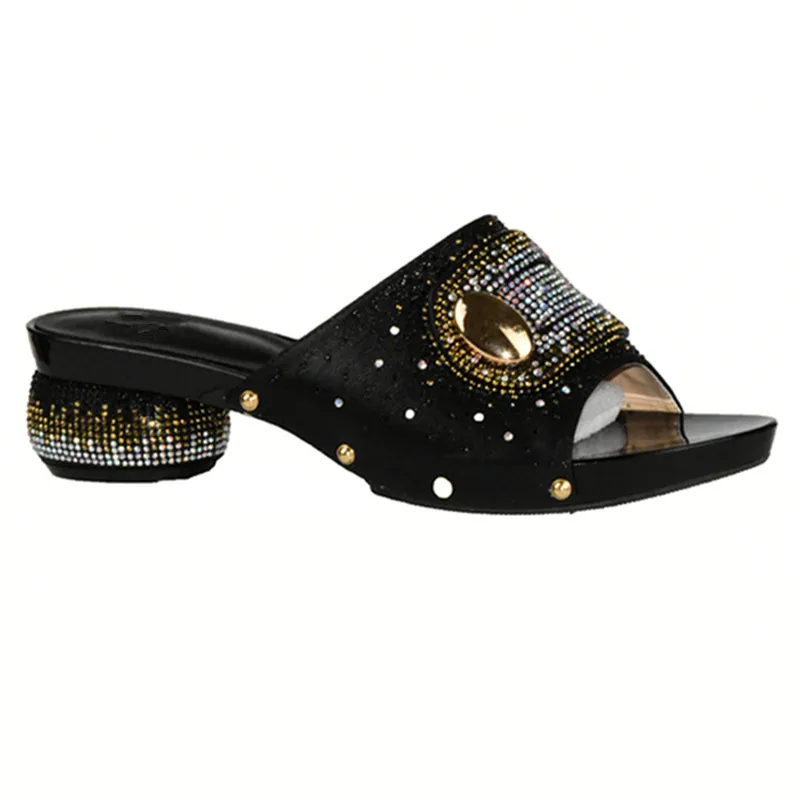 Черный Цвет в африканском стиле; свадебные туфли с открытым носком женские босоножки Обувь для вечеринки, свадебные туфли Украшенные Стразы комплекты модной обуви в нигерийском стиле