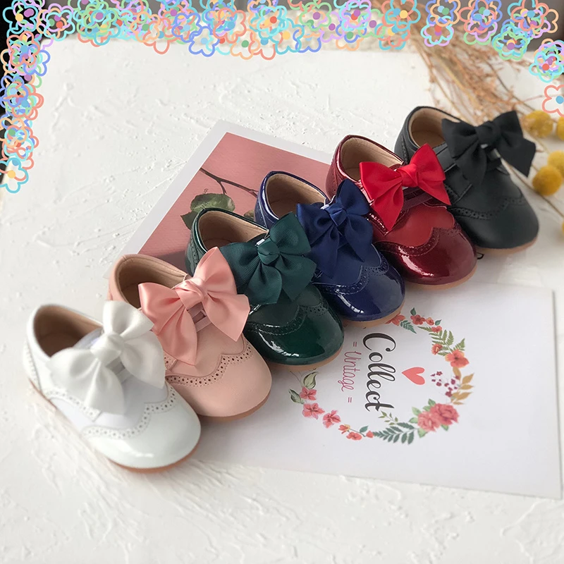 sapato de menina de criança