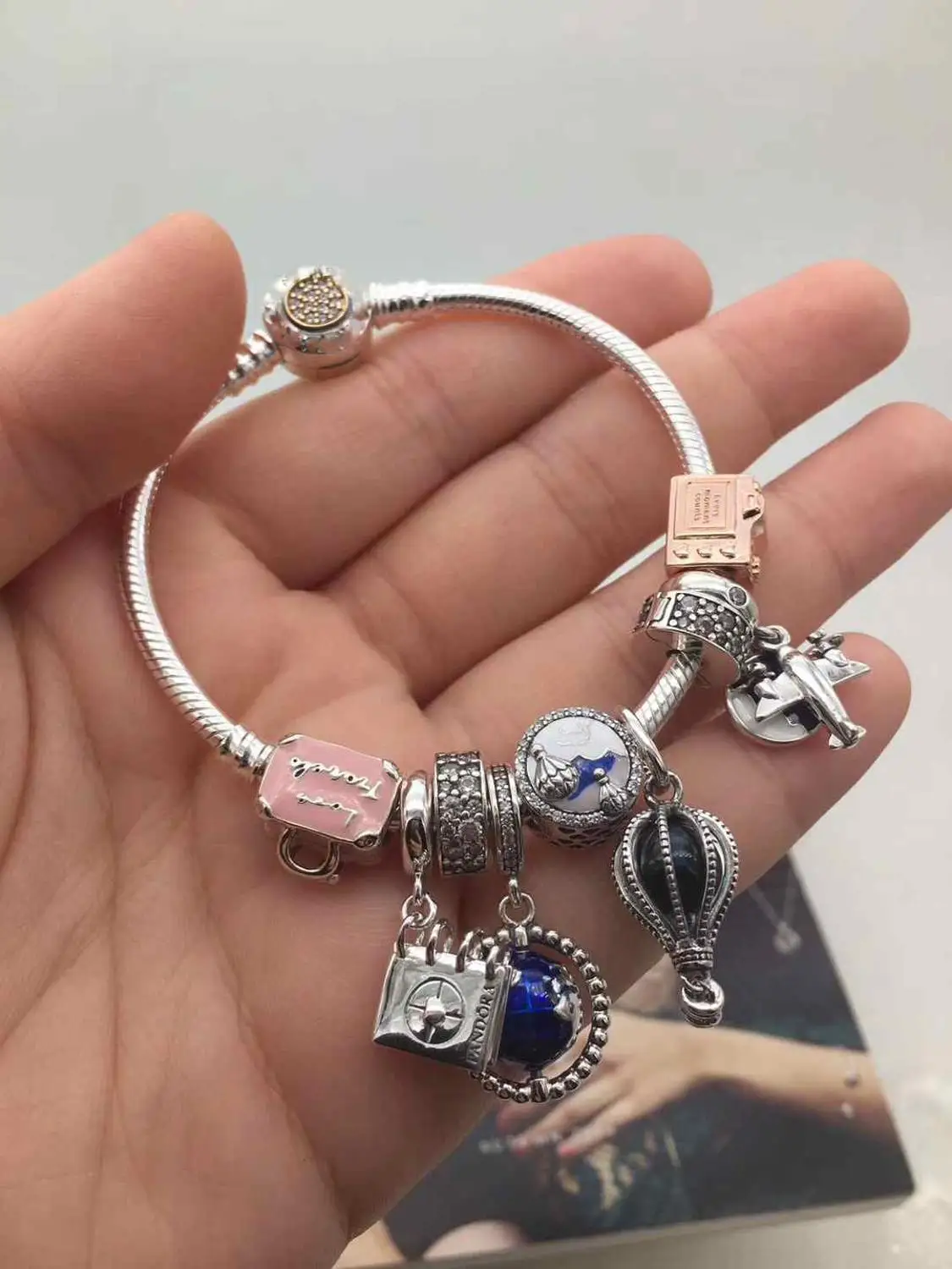 

Kaliyah Store High Quality 1:1 100% 925 Pure Silver Niche Design Dream Blue Planet Pattern Bracelet Free Of Charge