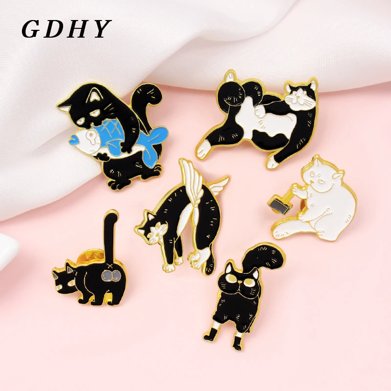 Gdhy Simpatici Gatti Animali Spille Smaltate Nero Bianco Angelo Gatto Alato Gatto Triste Gatto Gatto In Stivali Spille Gatto Vestiti Colletto Bavero P