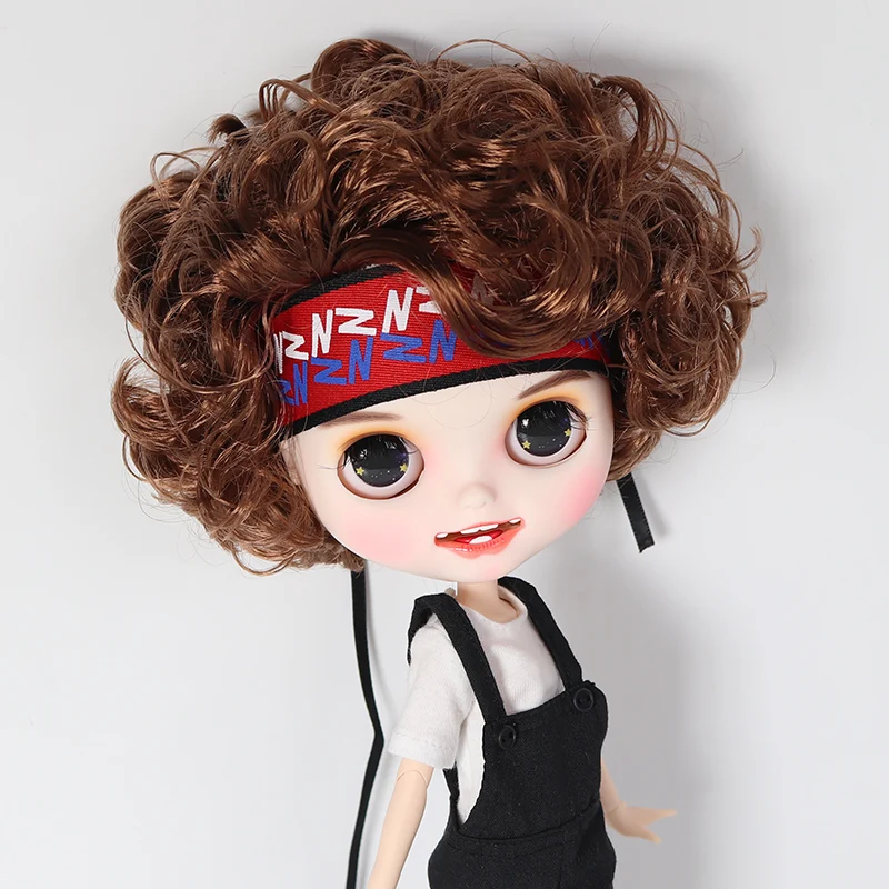 Blyth кукла с яркой кожей сустава тела короткие коричневые волосы резные Губы Улыбка матовое лицо. NO. BL9158