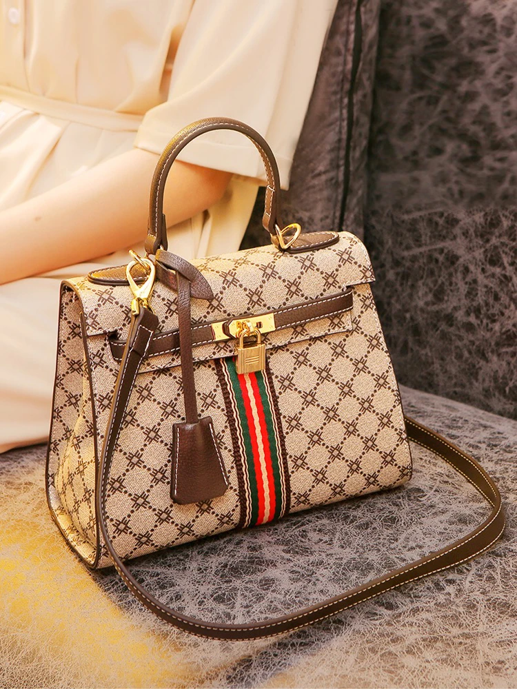 

2020New Fashion Printed bag Luxury Brand Design Clutches Bag Old flower Retro Shoulder Bag Large capacity Printed Messenger Bags