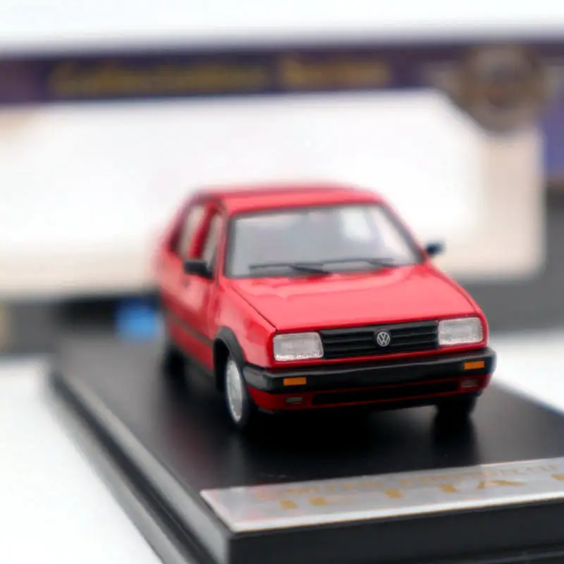 1: 64 Automint Jetta GT литая под давлением металлическая Ограниченная серия Красные игрушки автомобили