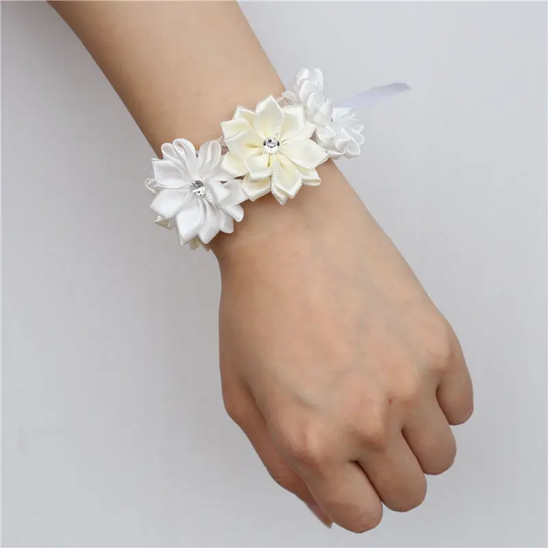 Hd20ef6f3c2a94bd1b46a962e2488e28d3