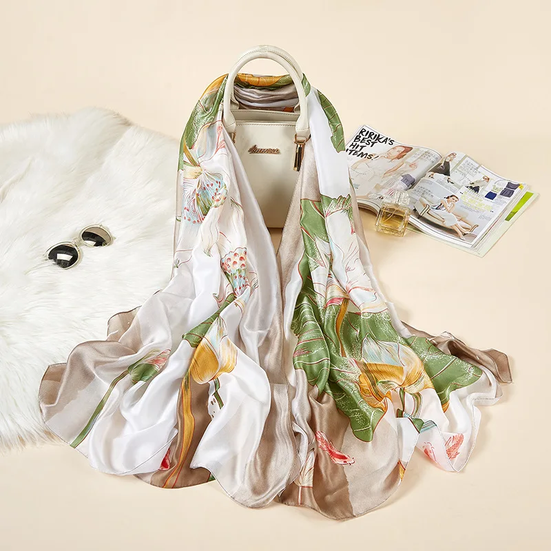 

2020 New Silk Scarf Women Fashion Dot Print Shawls and Wraps Lady Travel Pashmina High Quality Striped Scarves Winter Neck Wram