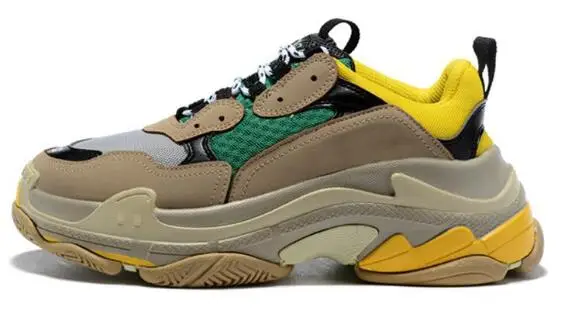 High quality designer Paris 17FW Triple s Sneakers for men women black red white green Running Dad Shoes tennis increasing shoes