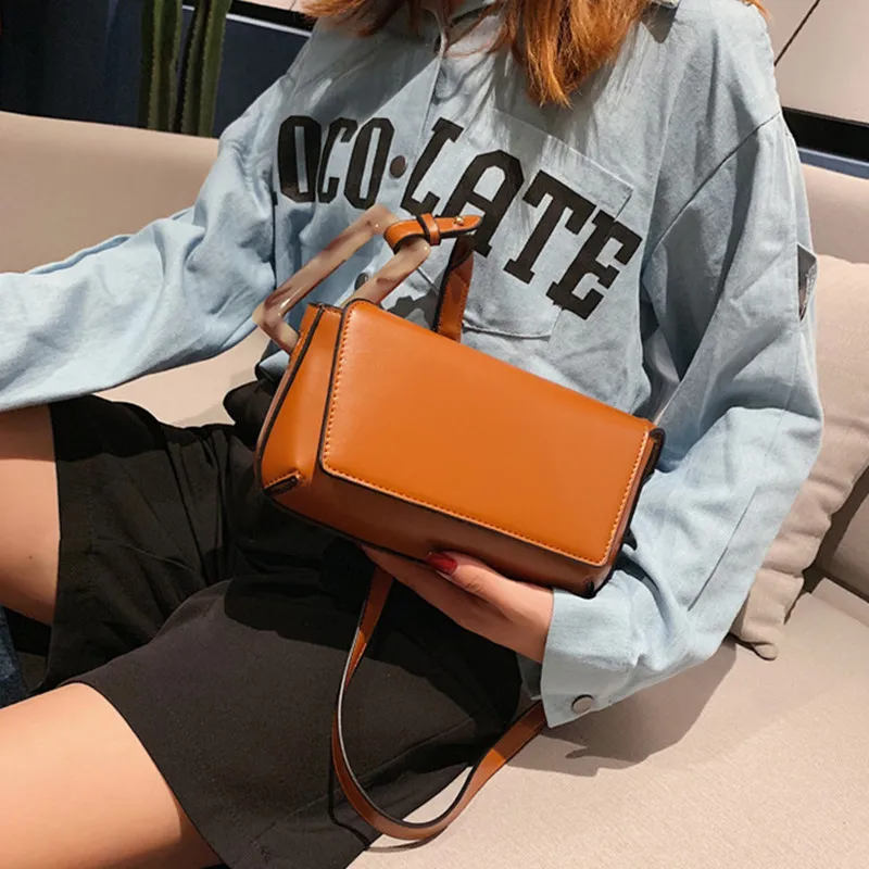 

2019 New Korean Version Of The Tide Fashion Square Ring Small Square Bag Temperament Models Shoulder Bag Messenger Bag
