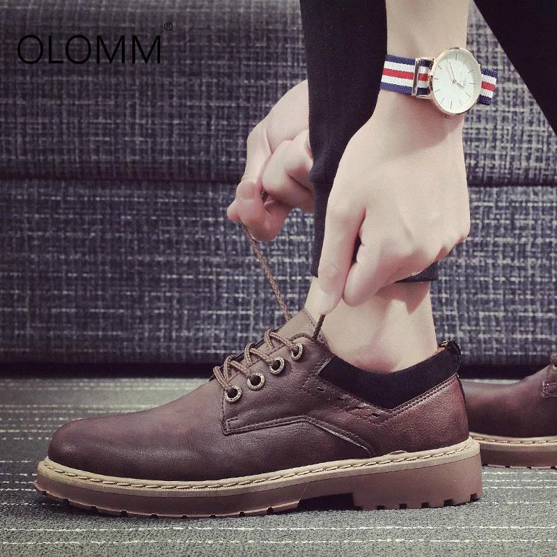 

2019 New Spring and Autumn British Retro Tooling Fashion Casual Trend Mens Boots Sneakers Chunky Zapatos De Hombre