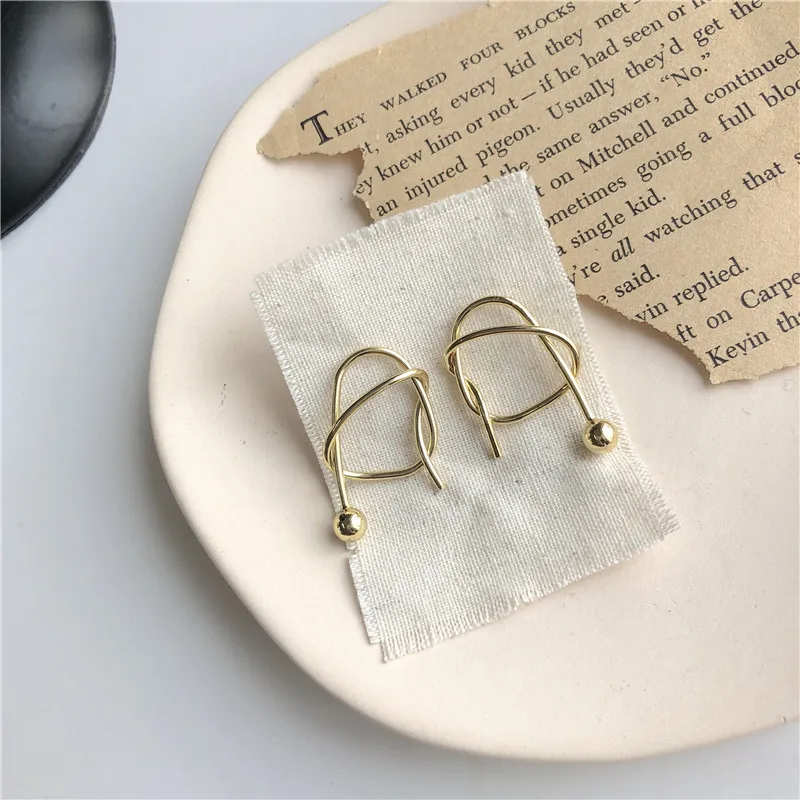 

Fashion Women Earrings 2019 Retro Knotted Earrings Minimalist Lines Curved Big Earrings For Women Jewelry boucle d'oreille