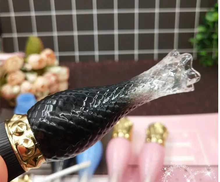 Black 10/30/50pcs пустая Косметическая Помада бутылка для многоразового использования, Пластик элегантный синий пузырек для блеска для губ, макияж, Корона Русалка губная трубка - Цвет: Black