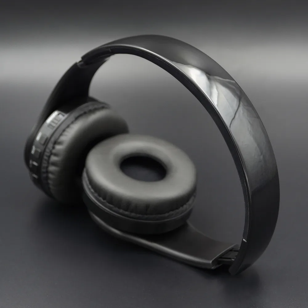 RED Автопереключатель 7 меняющихся цветов Беспроводная bluetooth-гарнитура карточка с фотографией спортсмена наушники супер-емкость батареи F812 - Цвет: RED