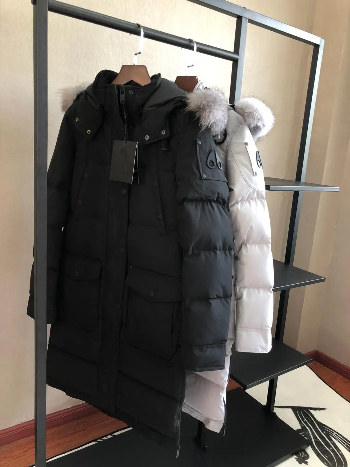

2019 New Fashion Winter Down Jacket Long Style and Super High Quality Coyote Fur Outwear LADY1901