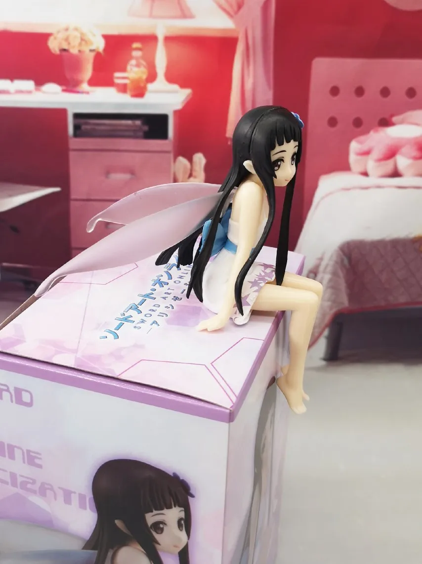 

Game Anime Peripheral Sword Art Online Asuna & Amp; Kazuto WOMEN'S Pressing Yui Garage Kit Model Decoration