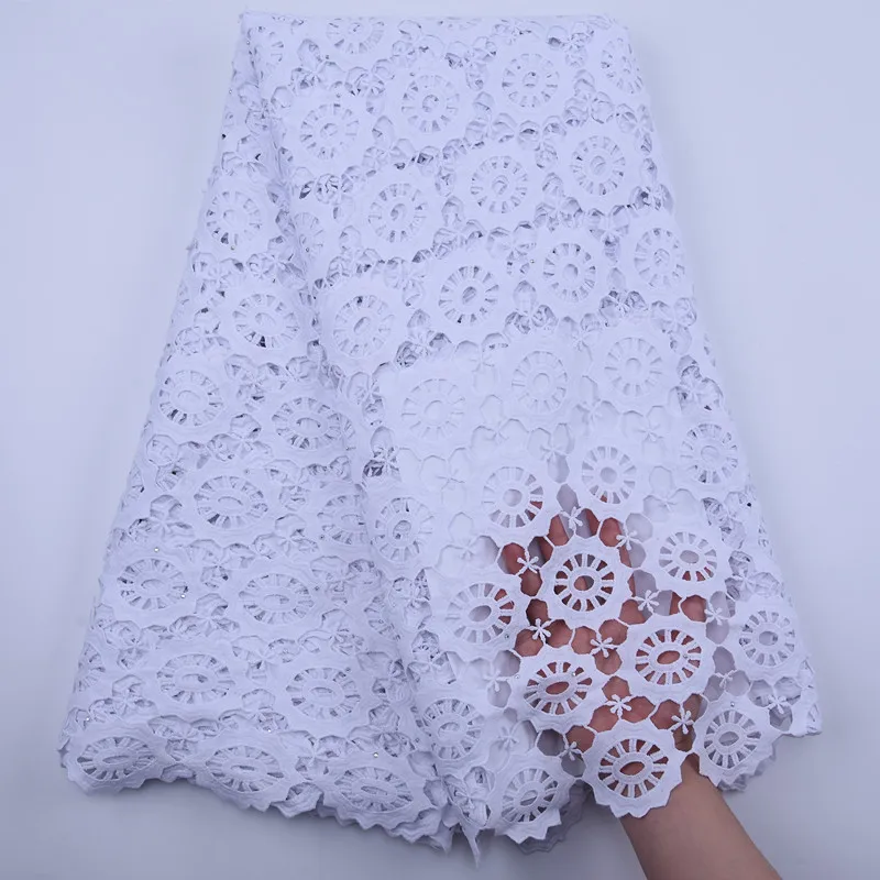 Hb76e3f8ec3d042a19e64651c5d1e0dc7P