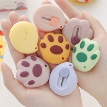 Coupe papier rétractable à griffes de chat, couteaux utilitaires mignons, papeterie pour l'école, le bureau et la maison, 1 pièce