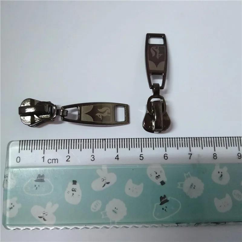 20pcs5# пистолет черный металл молния головка для 5# смолы молния~ B2