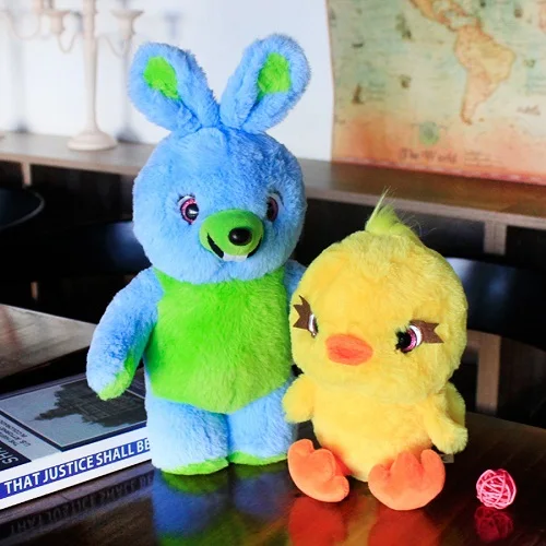 2pcs 2 шт. История Игрушек 4 плюшевые куклы персонаж 26 см голубой кролик 18 см желтая утка Ducky мягкие игрушки животных - Цвет: 2pcs