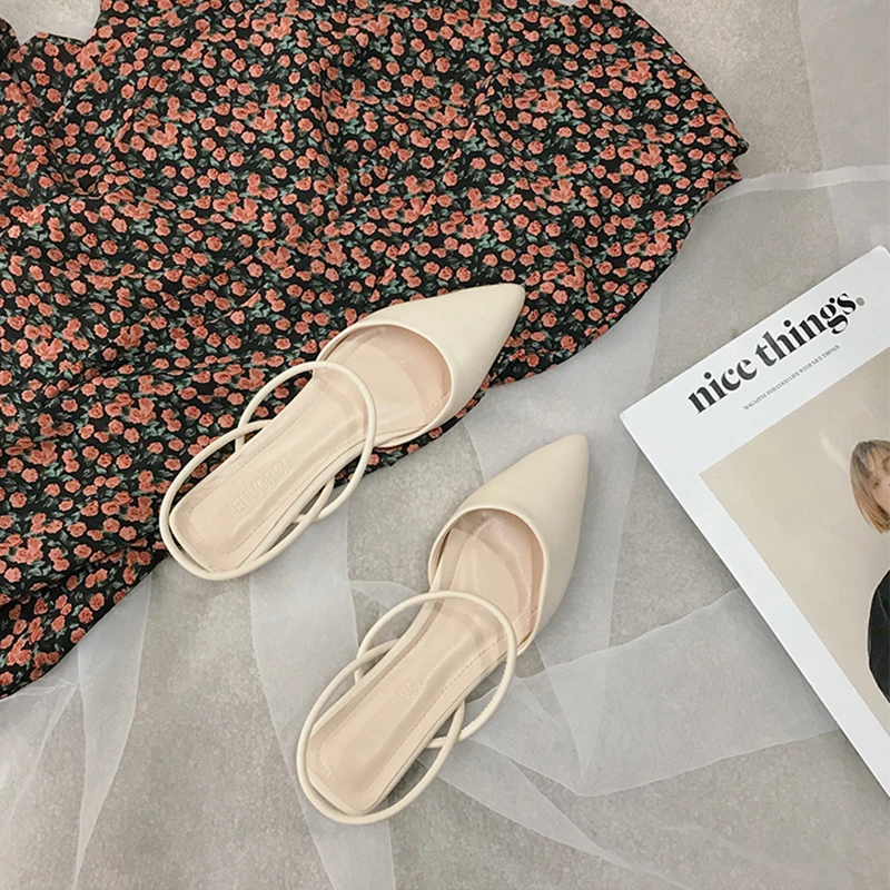 

Pointed Toe Flat Shoes Women Slip on Mules 2020 Summer Vintage Cloesed Toe Rubber Soles Beige Sandals Low Heel Sandels for Women