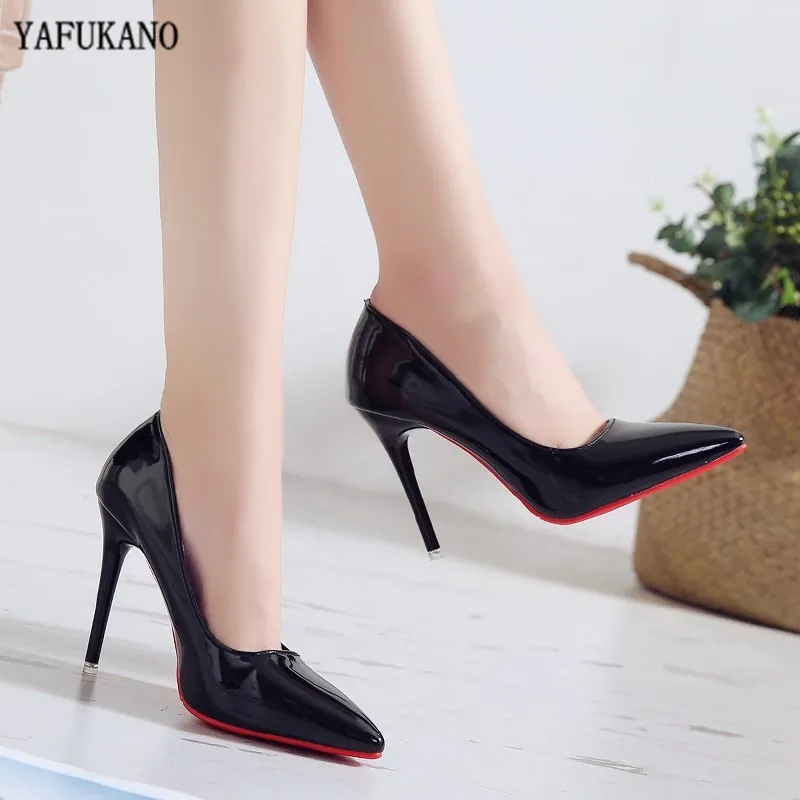 Zapatos de tacón alto sexys para mujer, tacones finos de 10cm a la moda, suela roja de charol y, para banquete de boda