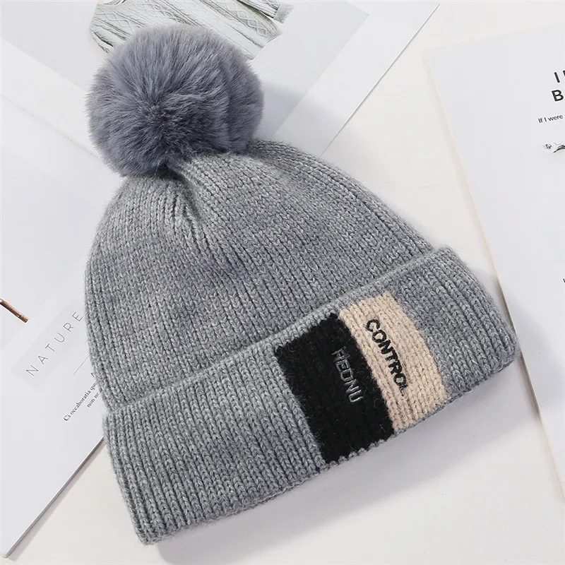 JIUCE026 зимняя женская повседневная шерстяная вязанная шапочки Skullies Новая Женская Толстая шапка с помпоном Gorros