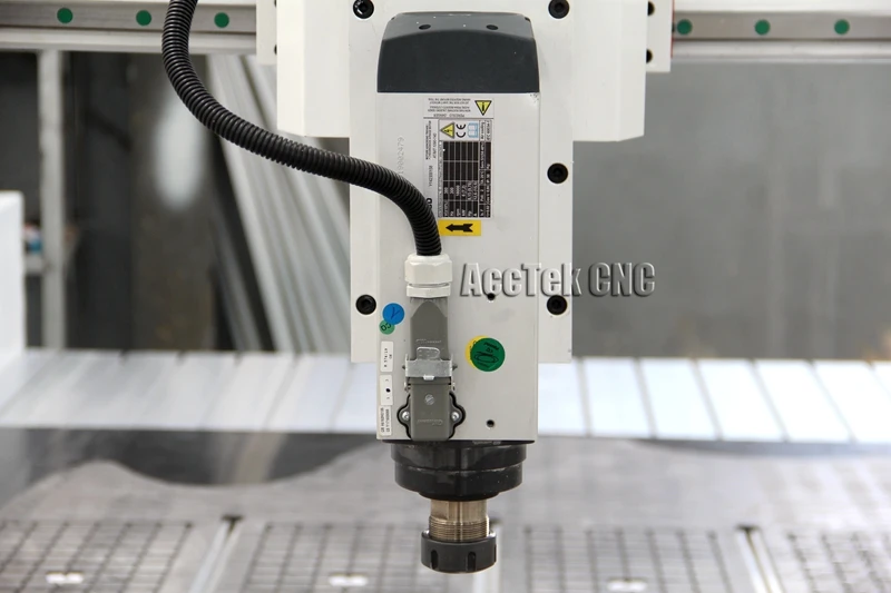 AccTek AKM1325-4axis вращающийся HSD воздушный охлаждающий шпиндель 4 оси ЧПУ маршрутизатор для продажи
