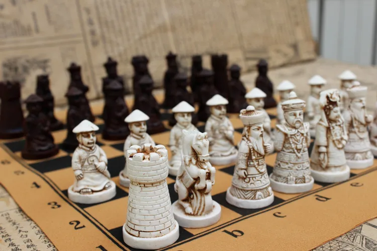 Antique Chess Medium Size PVC Chessboard Qing Pawn Chess Pieces Figure Shape Child Gift Toys Kids Set Board Game Home