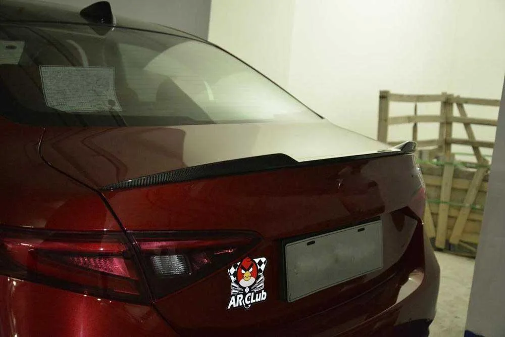Для Alfa Romeo Giulia спойлер из углеродного волокна задний спойлер багажника черный отделка Quadrifoglio Verde