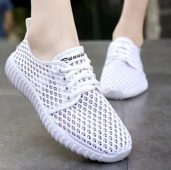 

Running Shoes Women 2019 Summer New White Sneakers Female Ultra-light Lace Up Breathable Sports Shoes Flat Casual Air Mesh Shoes