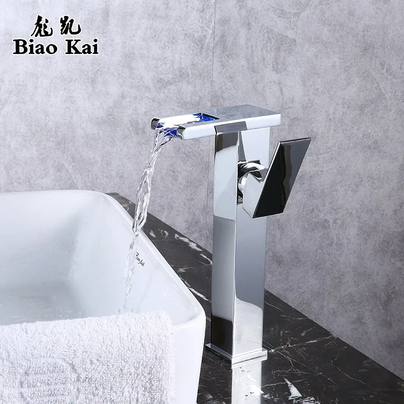 

Manufacturers Direct Selling Single Connection-Creative Copper Inter-platform Basin Falls Tap Square Wide-Mouth Hot And Cold Fau