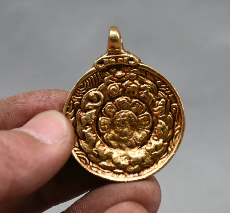 Тибетская Тантра бронзовая позолоченная статуэтка подвеска для кинжала амулет |