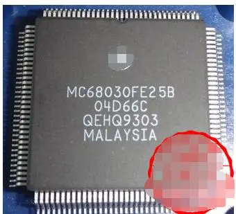 IC новый 100% MC68030FE25B