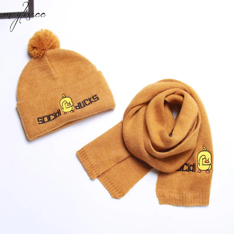 

2019 New 4-8 Years Old Children's Little Yellow Duck Knitted Hat Scarf Set Autumn and Winter Warm Boysand Girls Baby Hat Scarf
