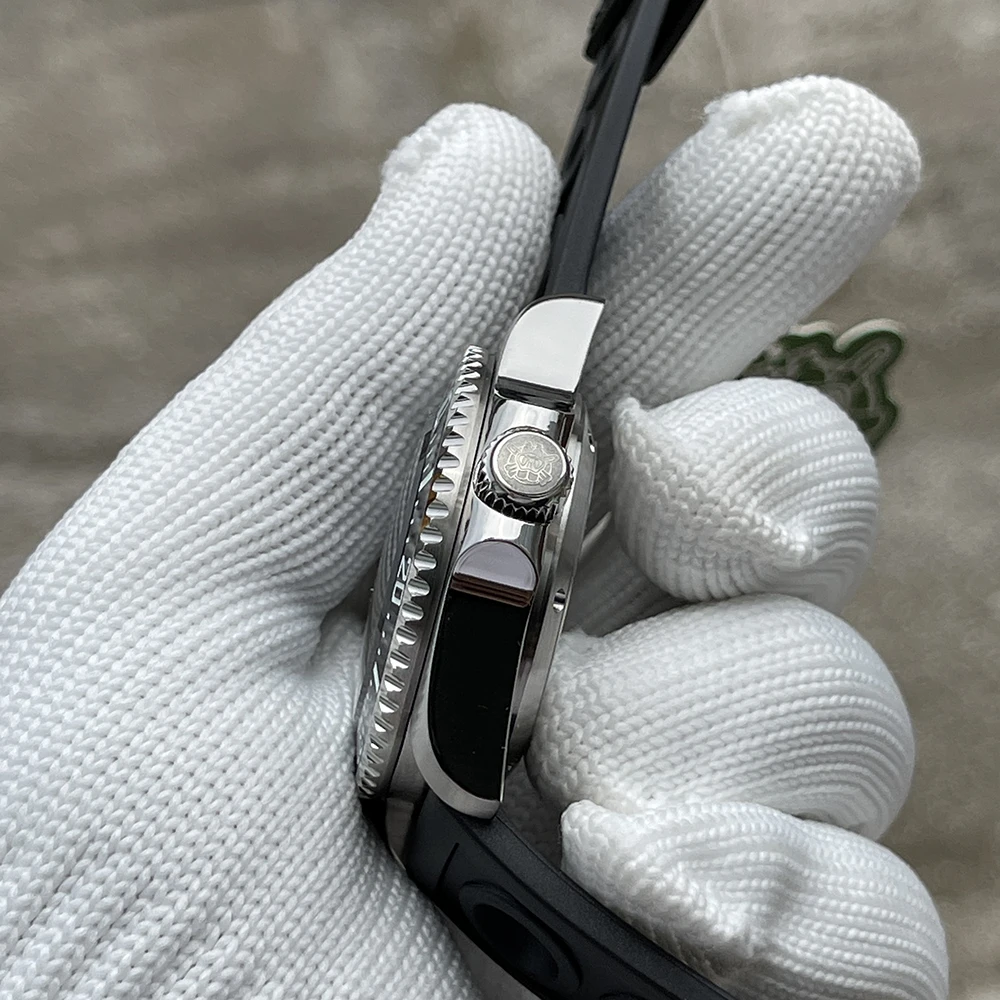 Hfdb640ef503c44abb9bd25036c44b