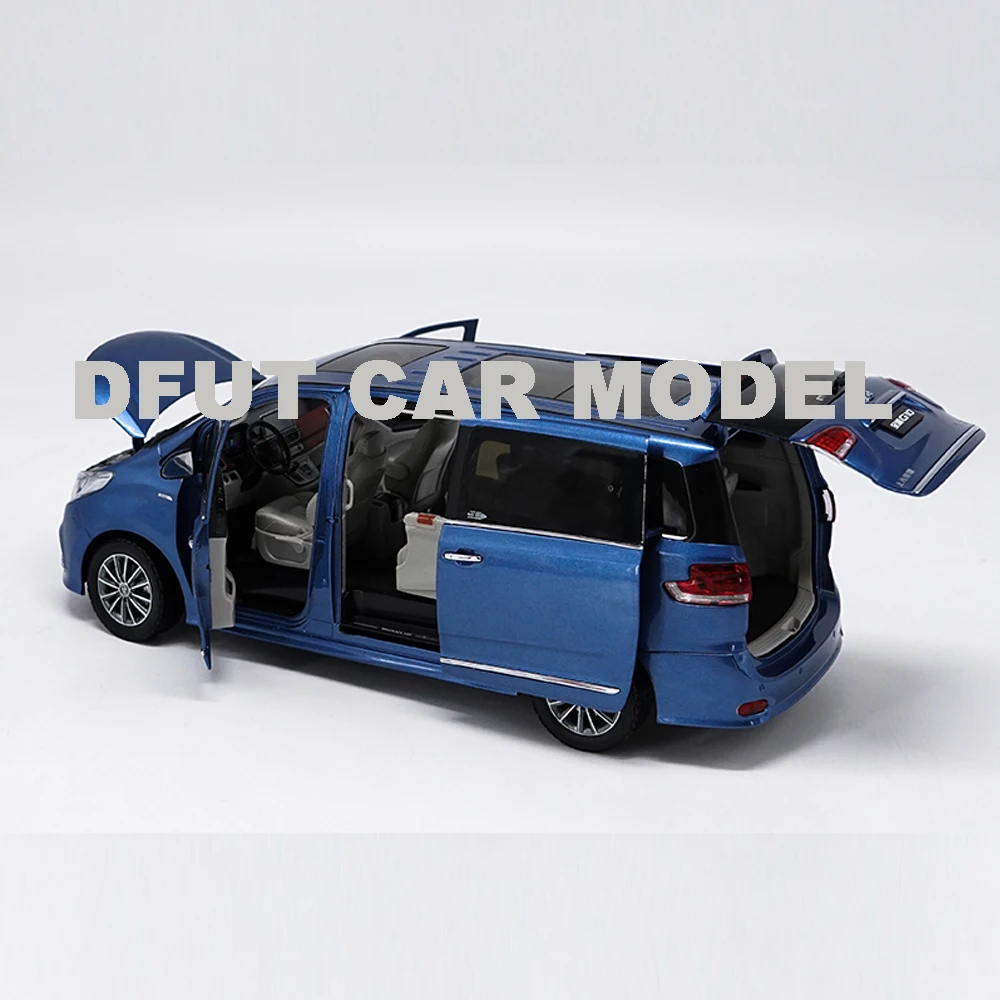 Литая игрушечная спортивная машина 1:18 из сплава модель MAXUS G10 MPV детских
