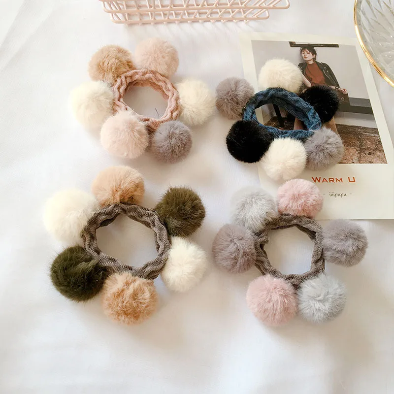 

Woman Pompom Hair Ties Girls Elastic Hair Band Rubber Band Hair Accessories Gum Rope Cute Scrunchies Ponytail Holder