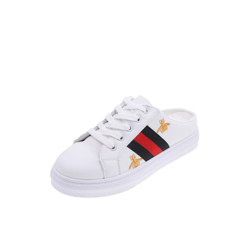 White Slipper Белые туфли; Новинка года; женские стильные дышащие Тапочки с вышивкой пчелы; элегантные красные Тапочки на мягкой подошве в западном стиле; Sk - Цвет: White Slipper