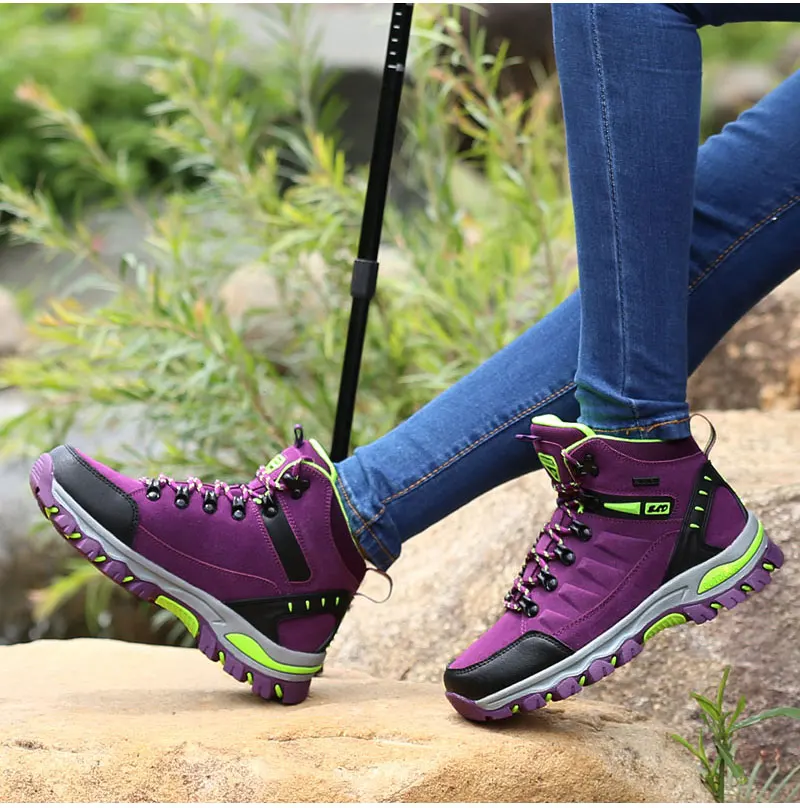outdoor-hiking-boots-for-men-and-women (19)