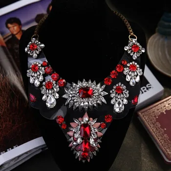 

Fashion Brand Big Choker Necklace Women Bohemian Large Collar Statement Necklace Femme Luxury Crystal Rhinestone Necklace Party