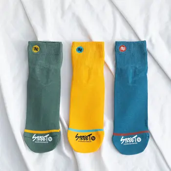 

2020 Spring and Summer New Japanese and Korean Street Trend Graffiti Socks Cool Fashion and Young Regular Socks