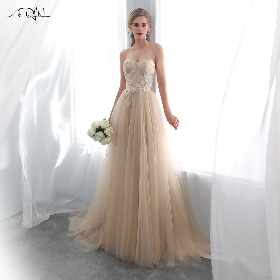 

Champagne Wedding Dresses Bridal Gown Sweetheart Sleeveless Applique Tulle Wedding Dress Vestido De Noiva Abiti Da Sposa