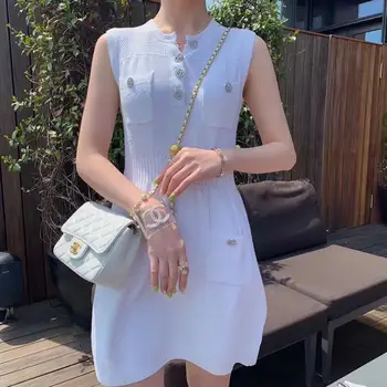 

High Quality Runway Designer Dresses Women New 2020 Spring Elegant Sleeveless Knit Buttons Mini Black / White Dress