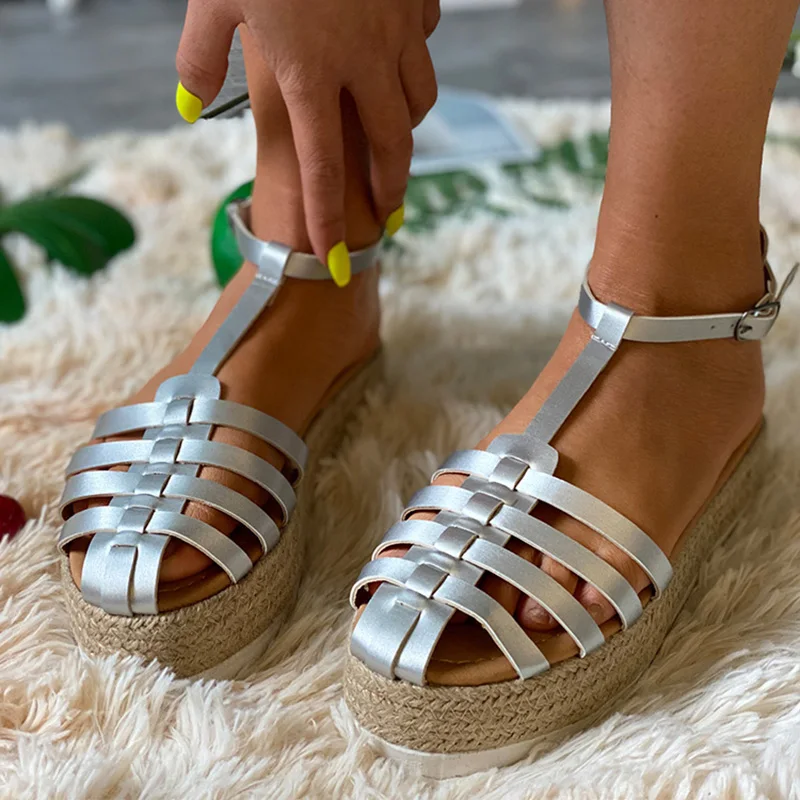 

2020 New Summer Woman Sandals Platform Shoes Pu Leather Vintage Buckle Casual Sewing Women Shoes Solid Female Shoes Ladies