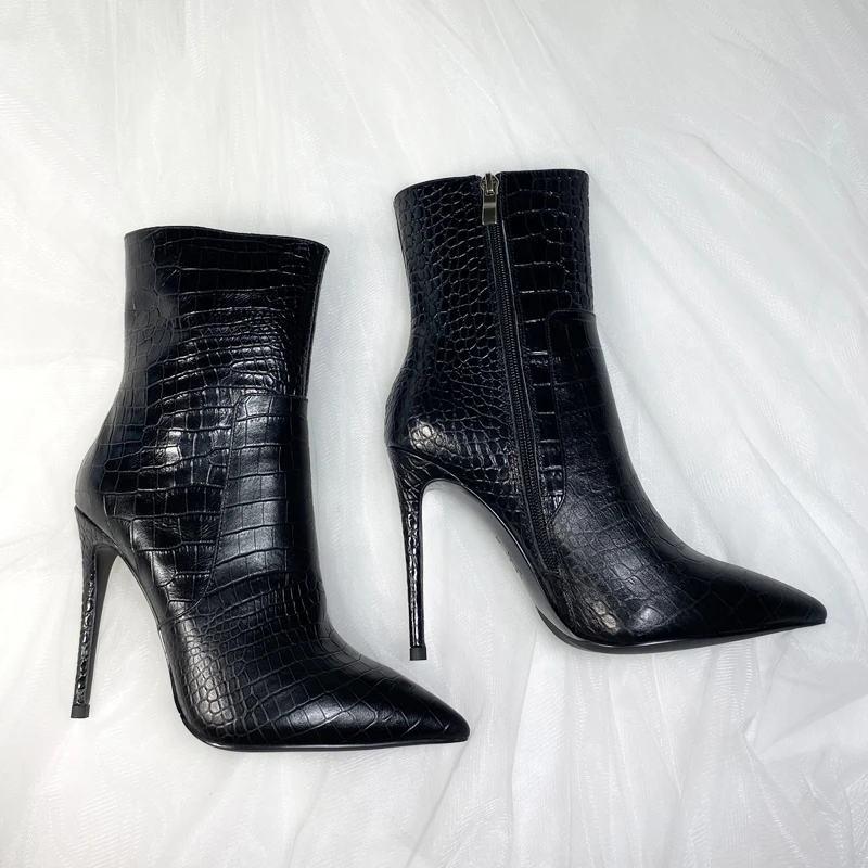 

Autumn High Quality Cow Leather Short boots Fashion women's Genuine leather High heeled pointed toe ankle boots BY827