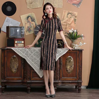 

Silky Female Satin Chinese Evening Party Dress Vintage Mandarin Collar Cheongsam Large Size 3XL 4XL High Split Qipao Vestidos